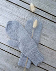 Snuggle-up mittens pattern
